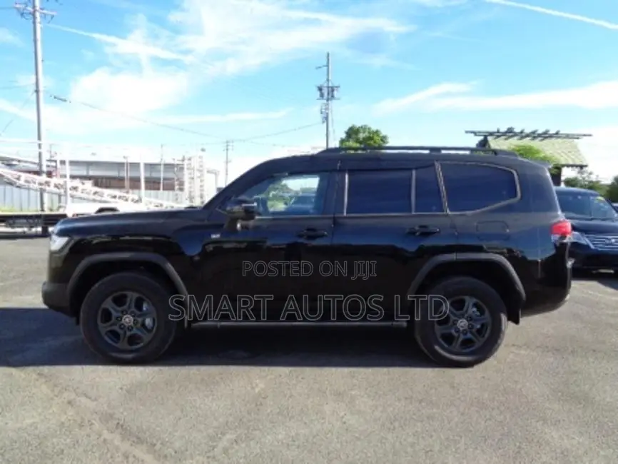 New Toyota Land Cruiser 2023 Black