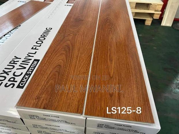 Luxury SPC Vinyl Waterproof Flooring. - thumbnail 4
