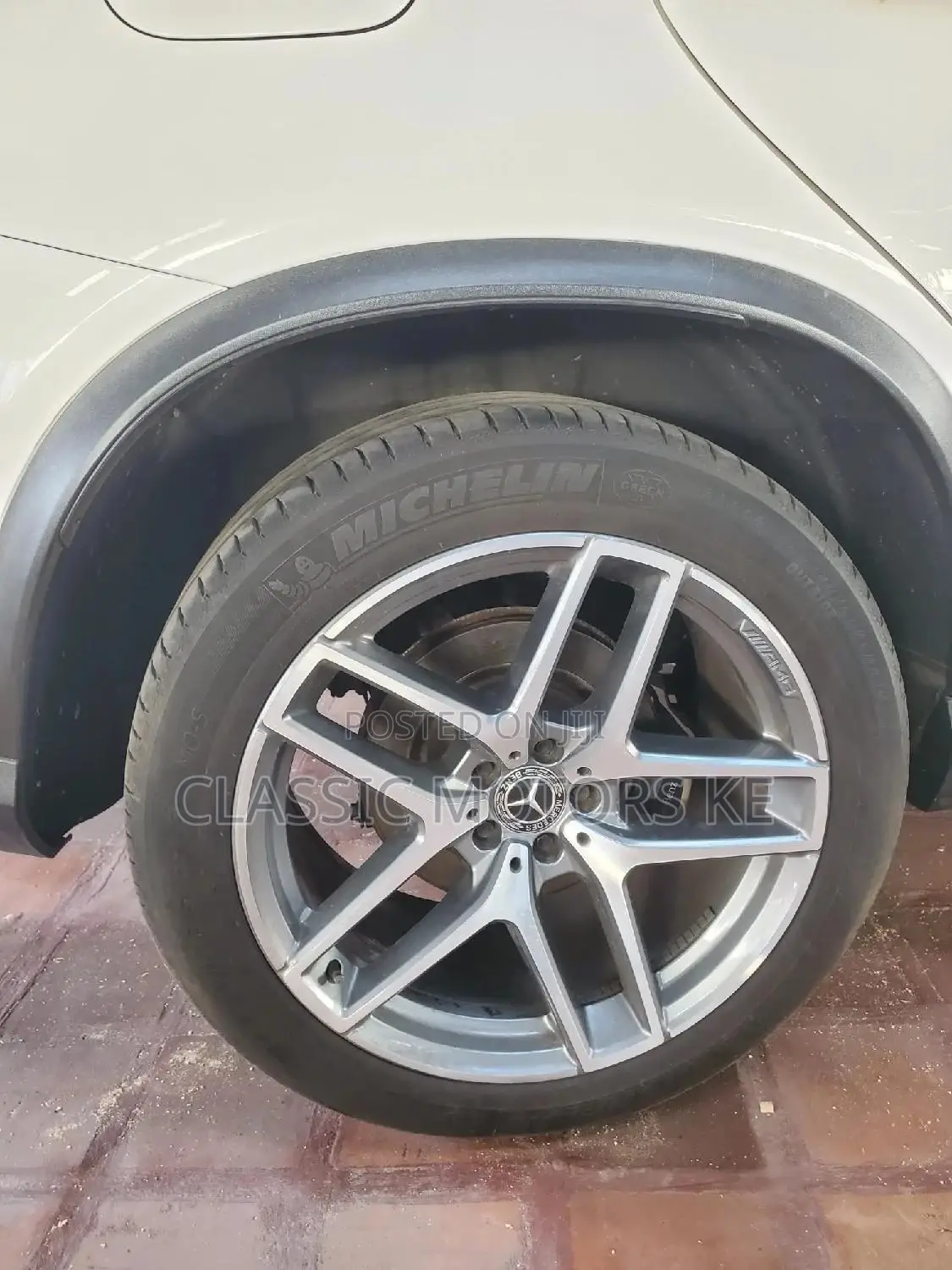 Mercedes-Benz GLE-Class GLE 350d 4MATIC 2018 White