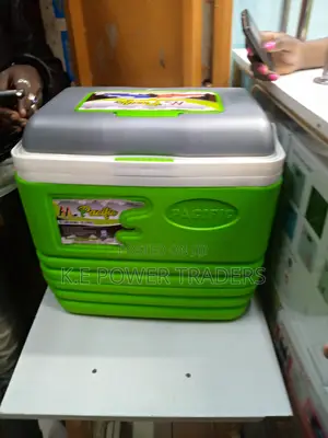 32litre Durable Cooler Box