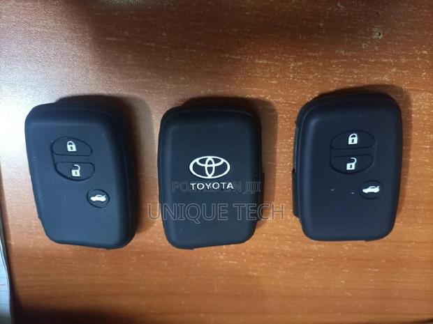 Black Silicone Car Key Cover for Toyota Prado Crown