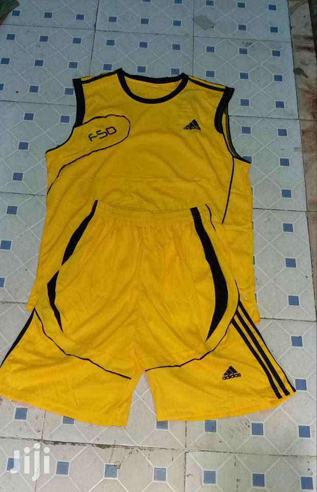 F50 Volleyball Kits - thumbnail 4