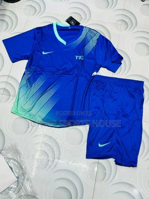 T90 Football Uniforms - thumbnail 2