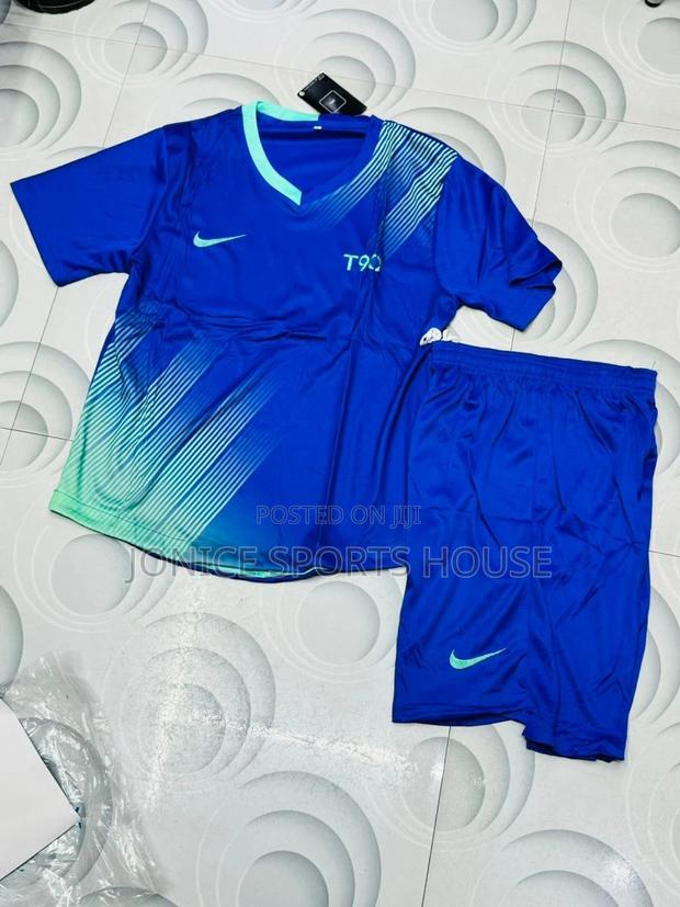 T90 Football Uniforms - main view