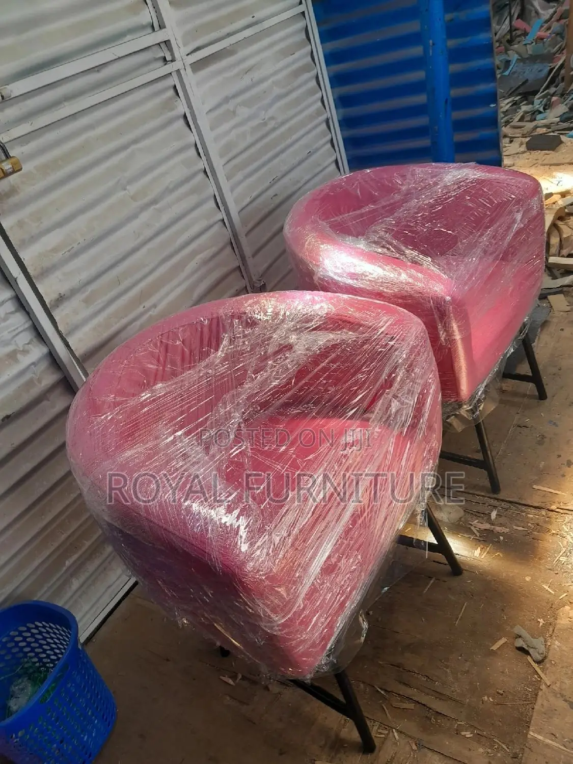 Salon Waiting/Styling Chairs