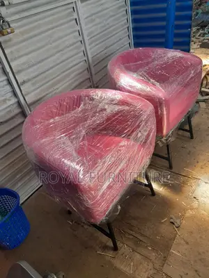 Salon Waiting/Styling Chairs
