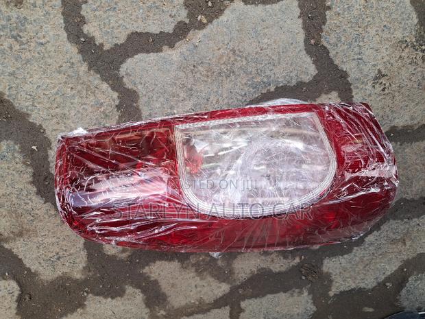 Tail Lights Lens Dmax 2005