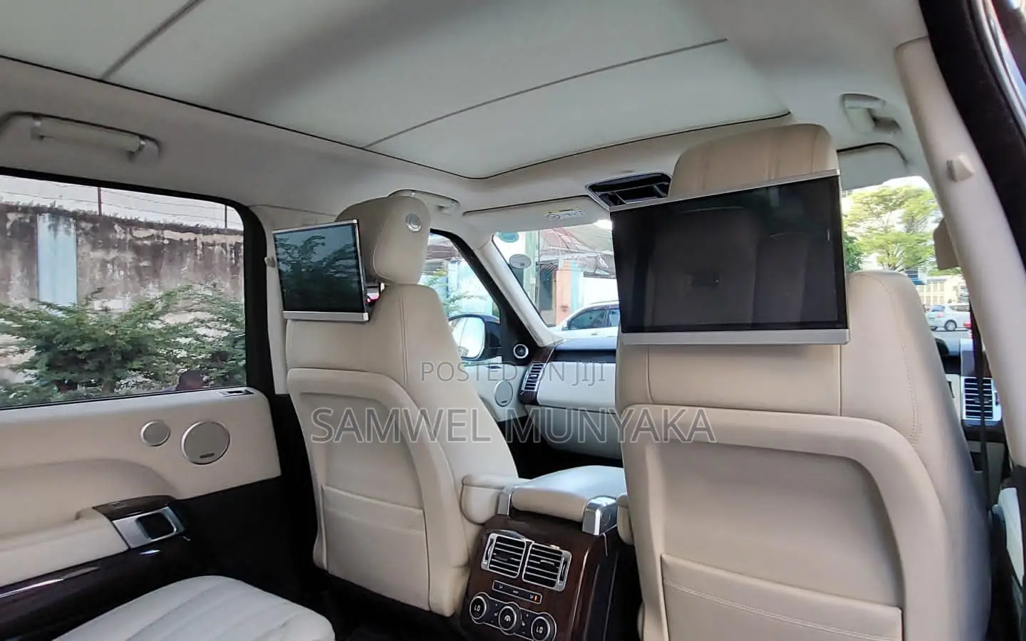 Land Rover Range Rover Vogue 2016 Black