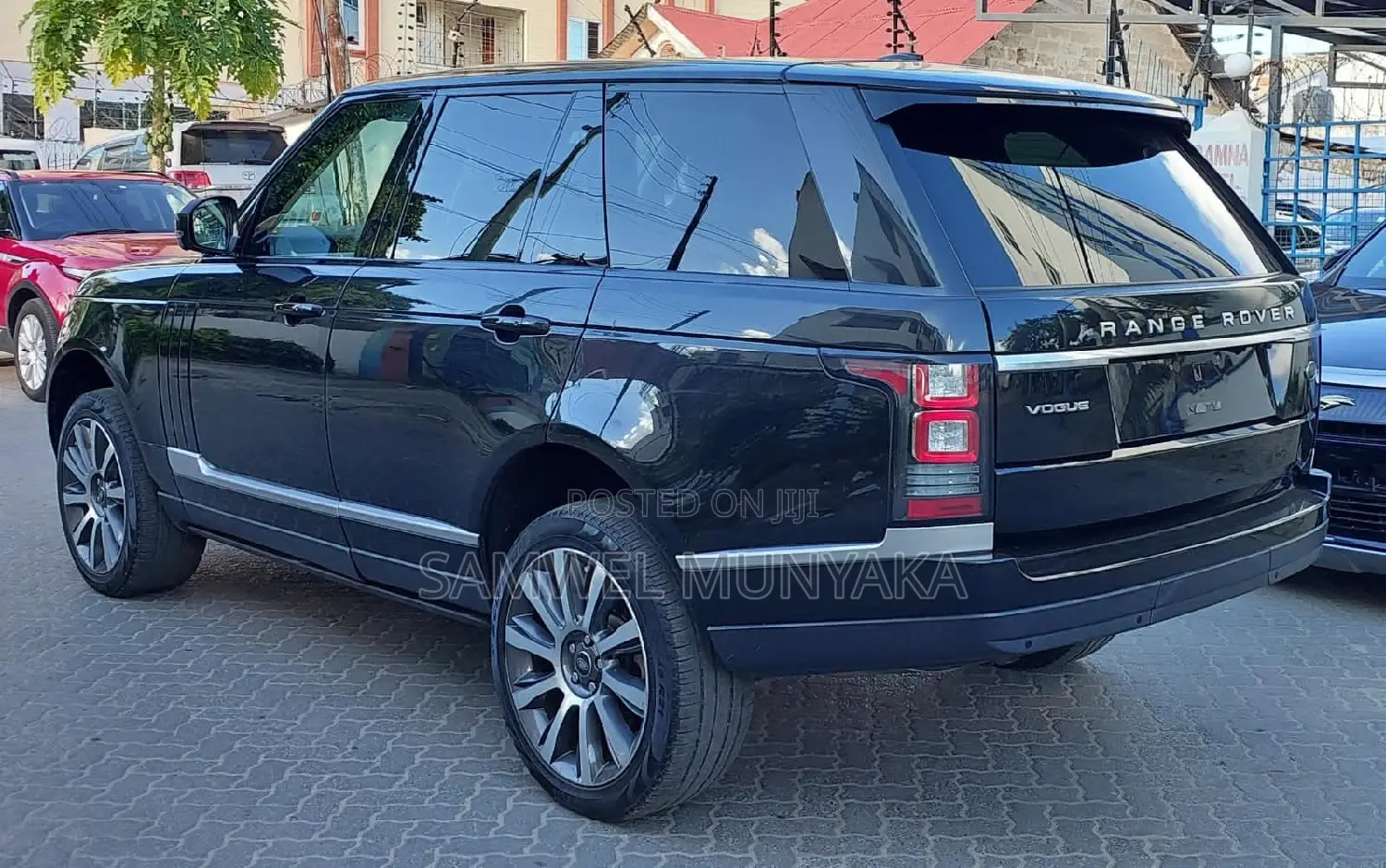 Land Rover Range Rover Vogue 2016 Black