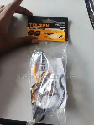 Tolsen Safety Goggles Premium Anti Scratch Safety Glasses