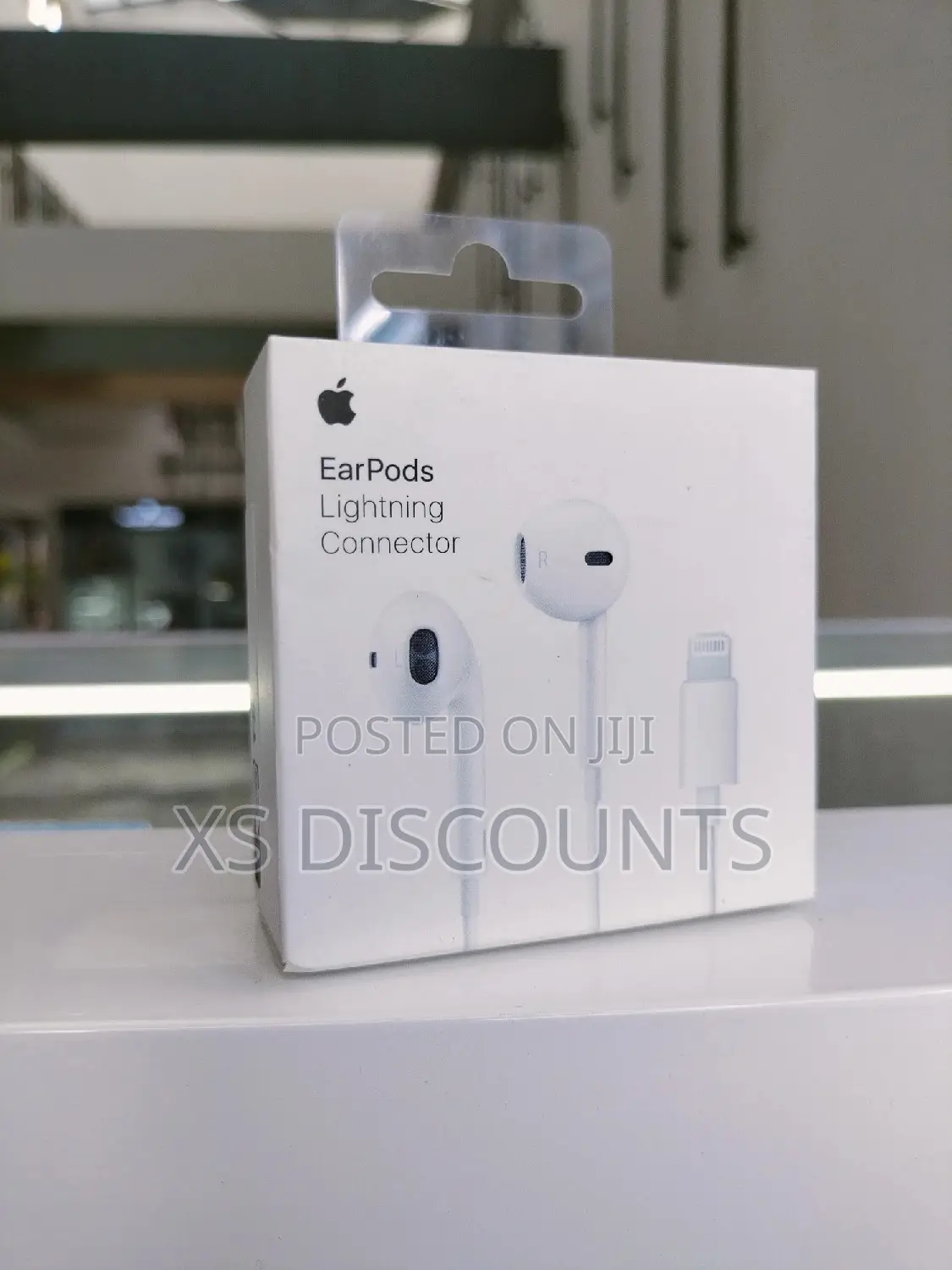 Lightning Earphones Connector