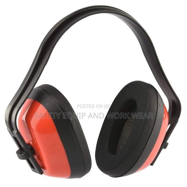 Simplicity Unisex Ear Muffs - main view