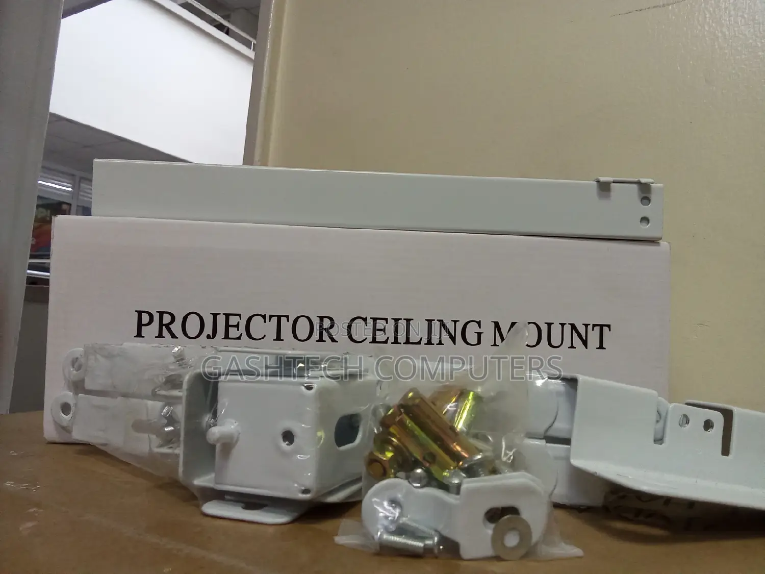 Projector Mount %% Ceiling Mount %% Mount Ceiling Mount