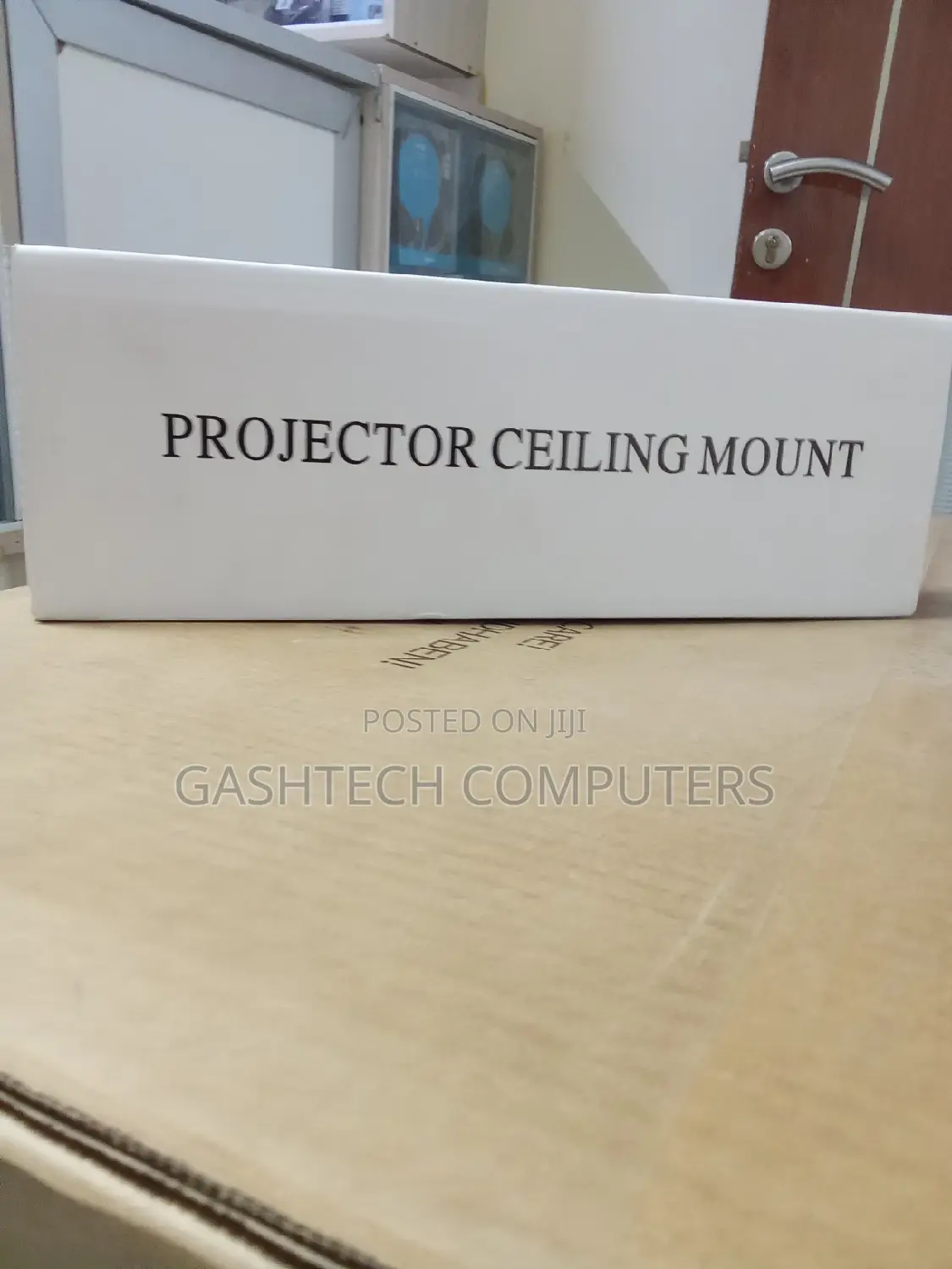 Projector Mount %% Ceiling Mount %% Mount Ceiling Mount