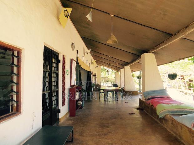 Tiwi Beach Paradise!! - thumbnail 6