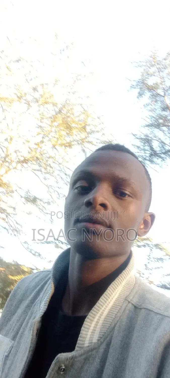 Customer Facing Retail Shop Attendant