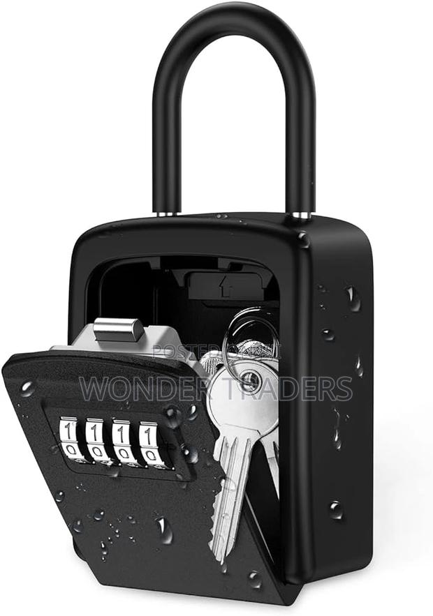 *Weatherproof 4 Digit Combination Key Storage Lock*