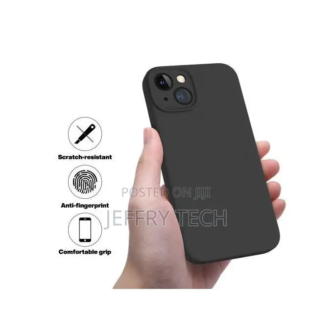 Smooth Liqiud Silicone Cover iPhone 15 Black No Logo