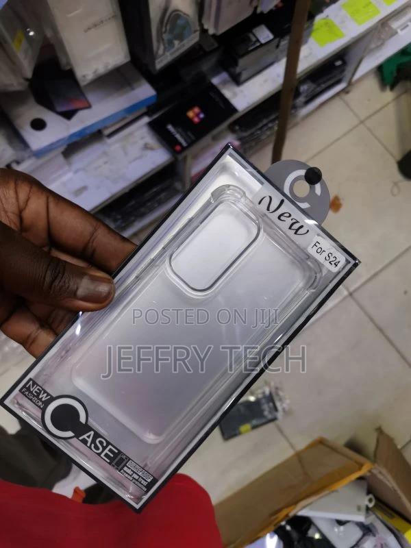 Lion Crystal Clear Case for Samsung Galaxy S24 Series - thumbnail 2