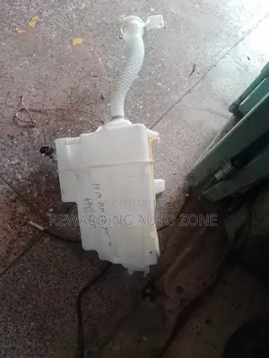 Harrier Model Washer Bottle(Wiper Bottle).