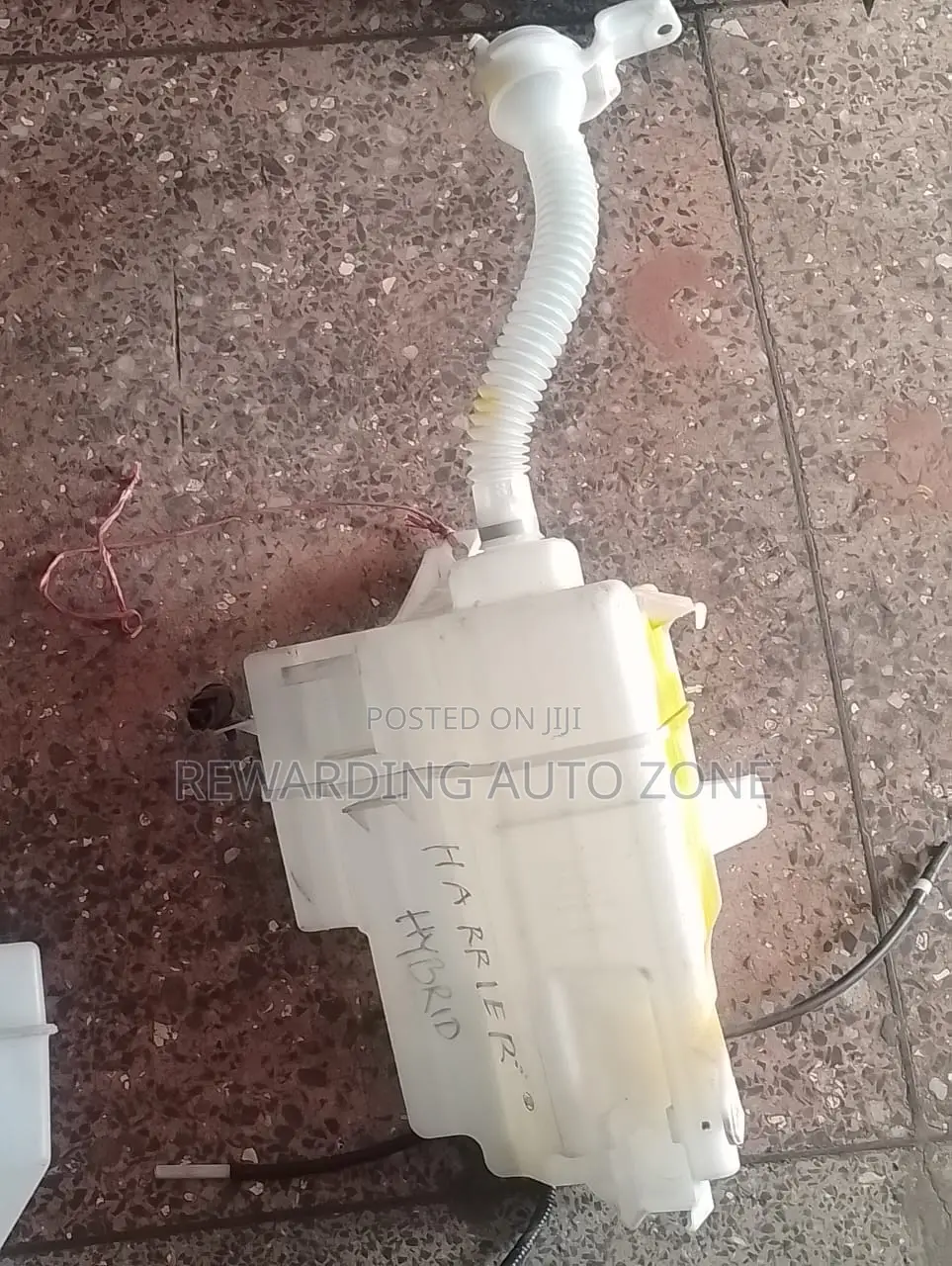 Harrier Model Washer Bottle(Wiper Bottle).