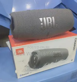 JBL Charge 5