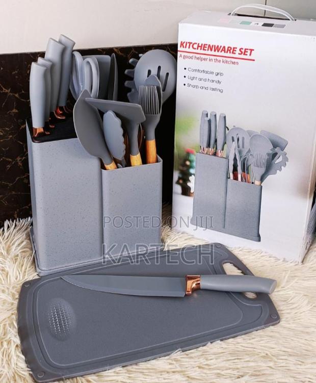 19 PCS Silicon Spoons With Knives and Chopping Board