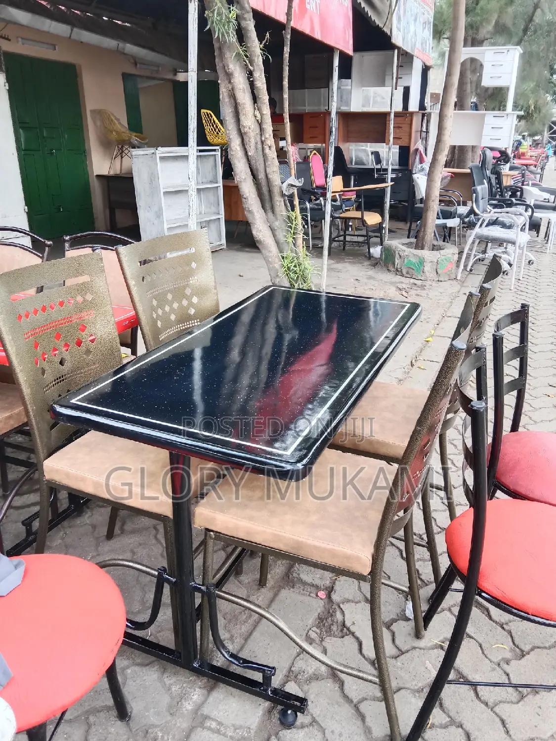 Restaurants Chairs and Table