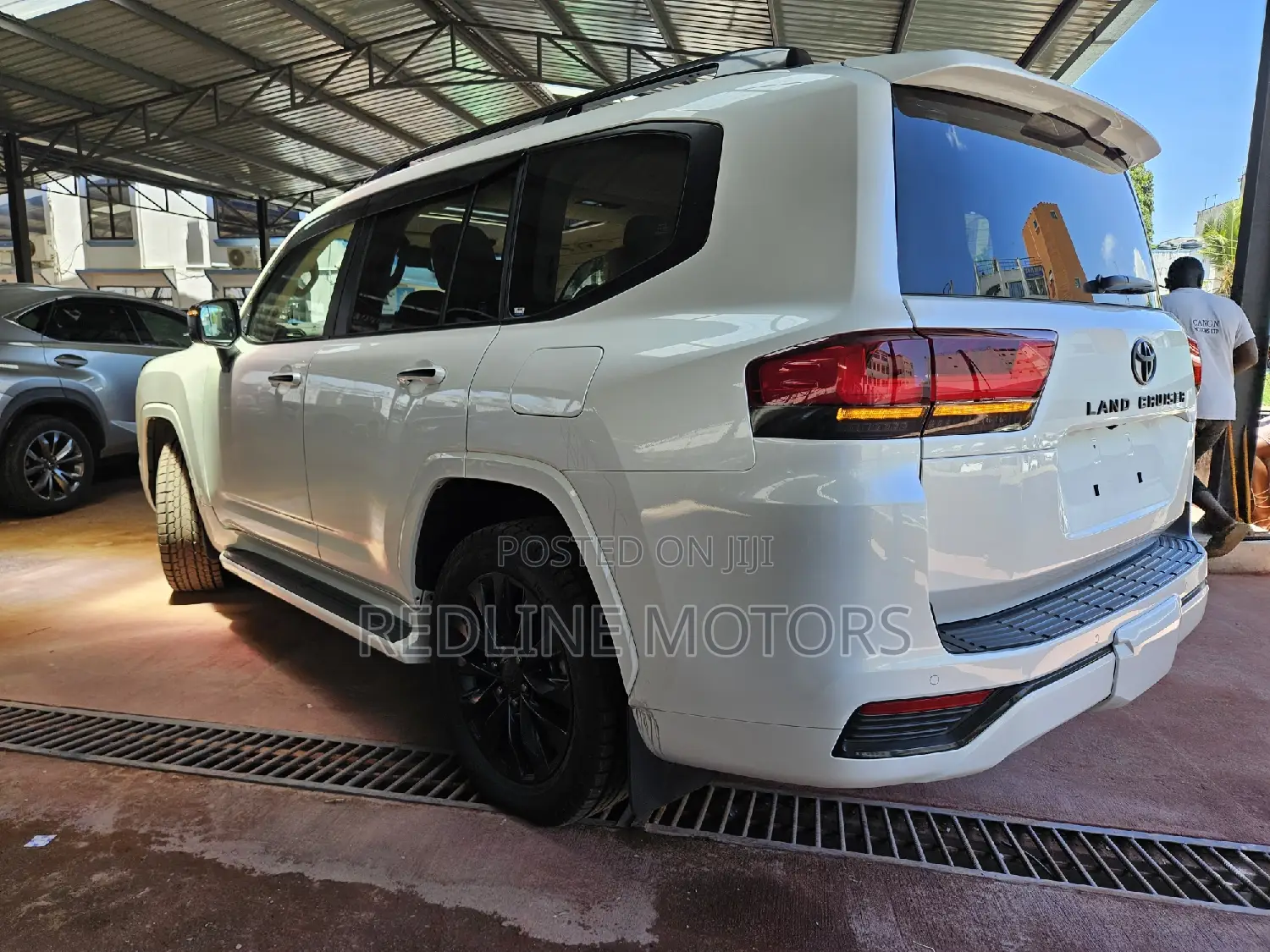 Toyota Land Cruiser 2021 White