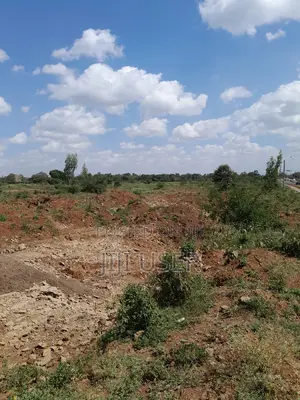 90 Acres Prime Land in Kenyatta Road