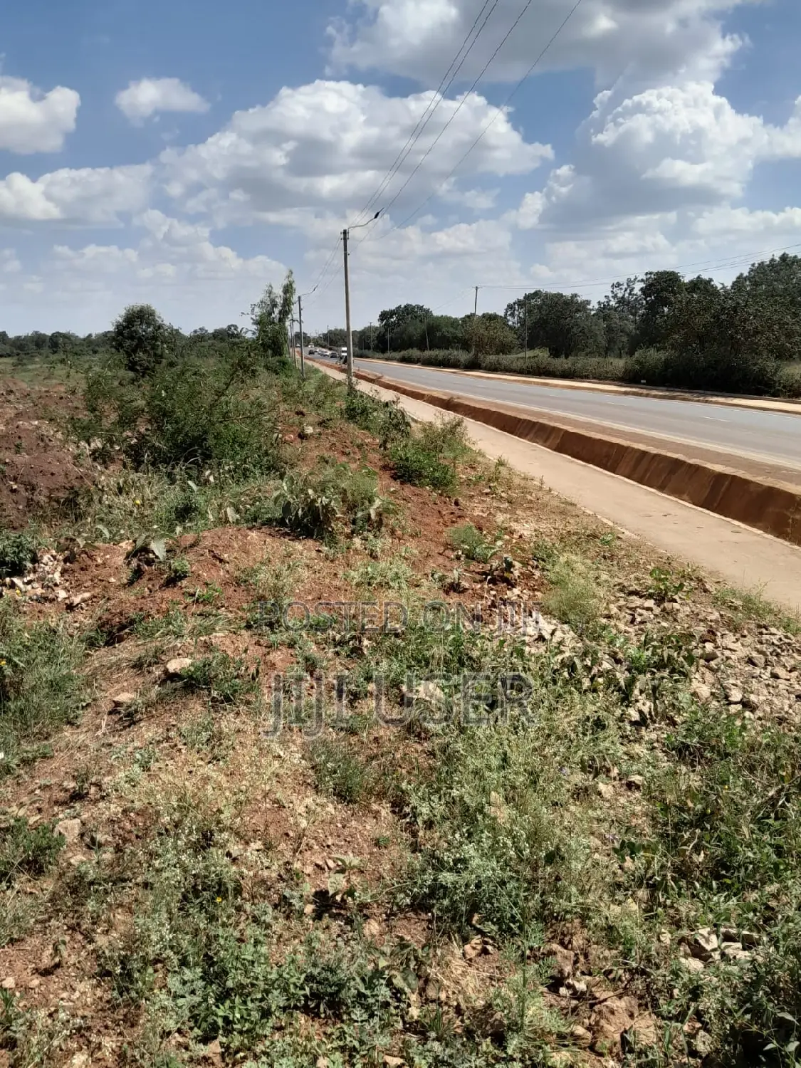 90 Acres Prime Land in Kenyatta Road