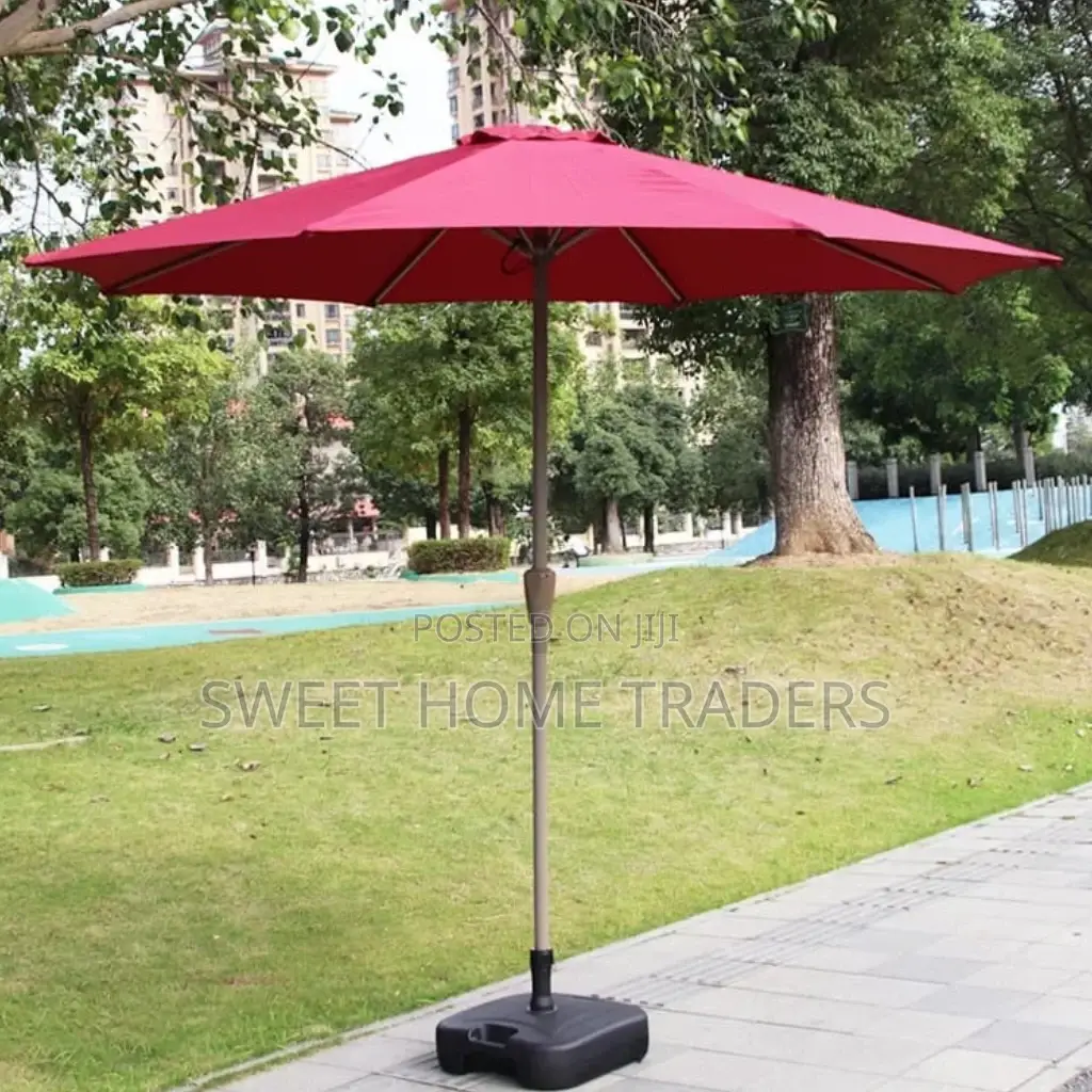 Folding Outdoor Umbrella With Iron Pipe 
