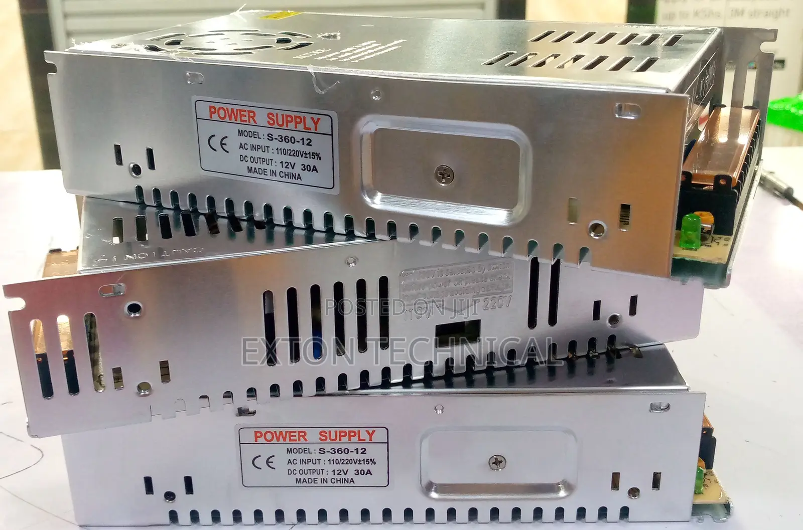 12V 30 Amp CCTV Power Supply Open