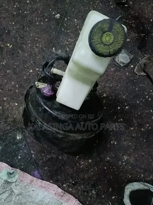 Brake Booster Toyota Avensis