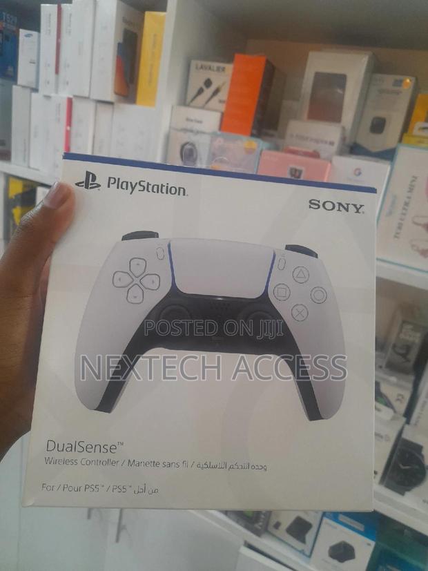 Sony Ps 5 Wireless Controller - main view