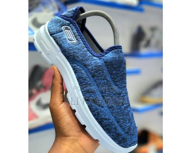 Ladies Sketchers - main view