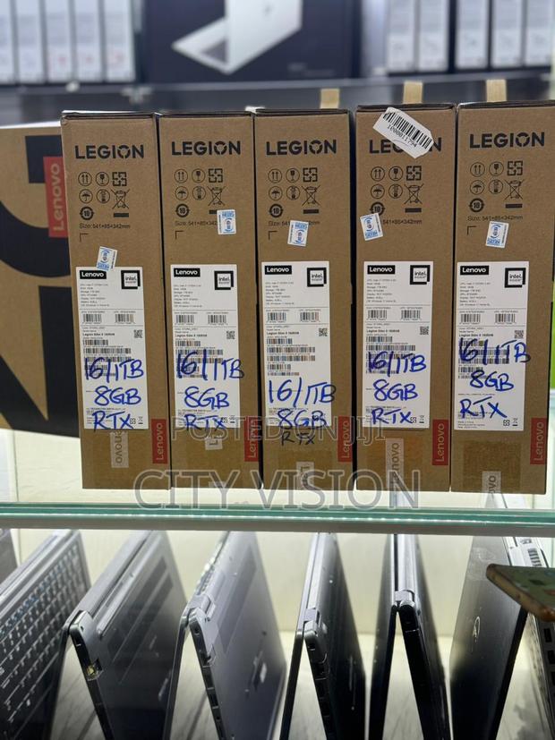 New Laptop Lenovo Legion 5 8GB Intel Core I7 SSD 512GB - main view