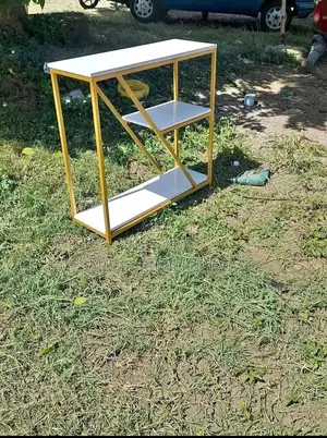 Manicure Table