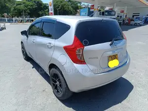 Nissan Note 2015 Silver