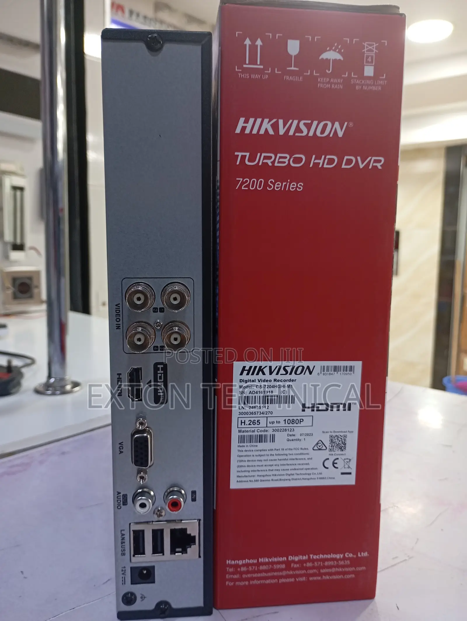 Mettalic Hikvision 4 Cameras Machine