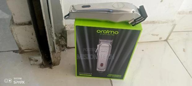 Smart Digital Display Oraimo Cl30 Smart Clipper - main view