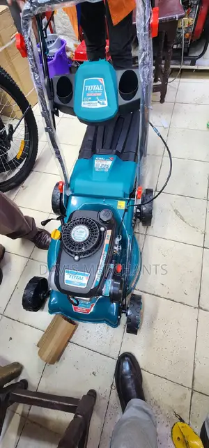 Gasoline Lawnmover