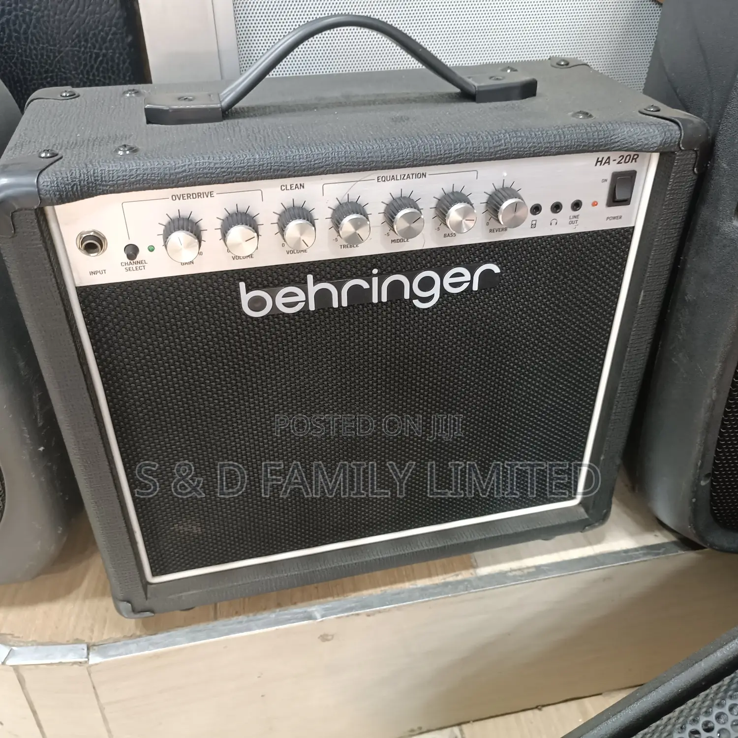 Behringer HA-20R 20 Watt Guitar Amplifier