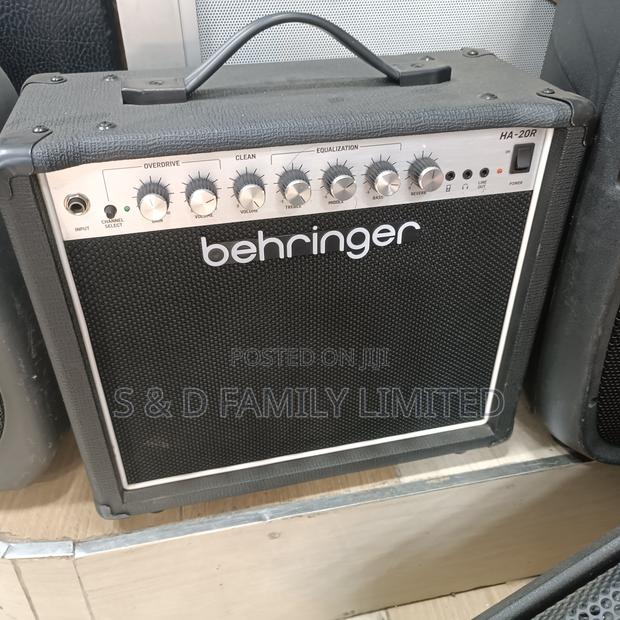 Behringer HA-20R 20 Watt Guitar Amplifier - main view