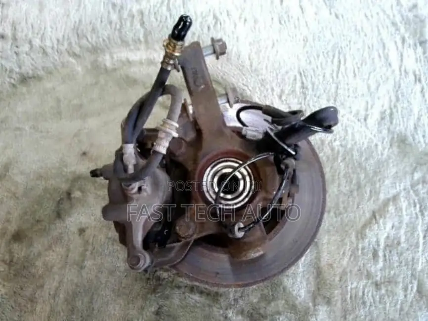 Nissan Wingroad Y12 Hub