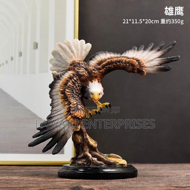 Resin American Falcon Eagle Figurine - main view