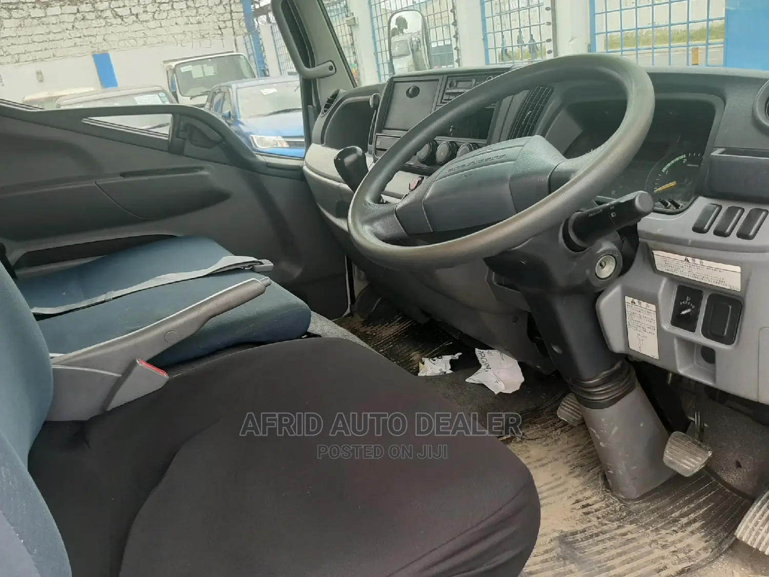 Mistubishi Fuso Long Chase