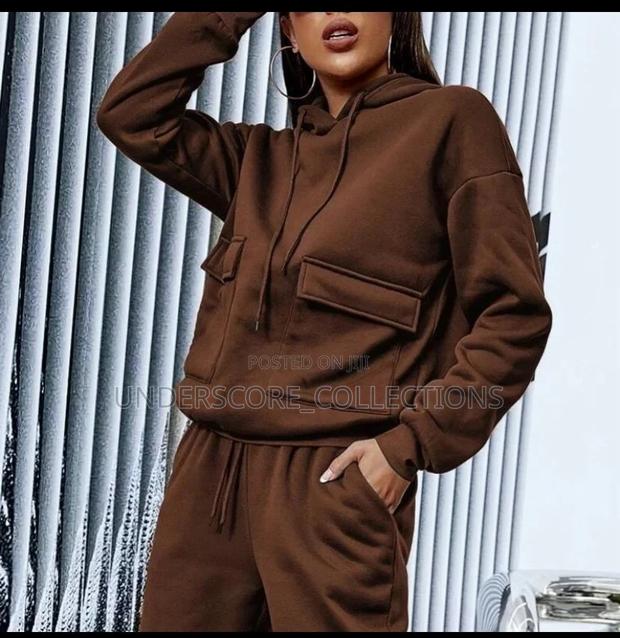 Heavy and Warm Ladies Tracksuit - thumbnail 8