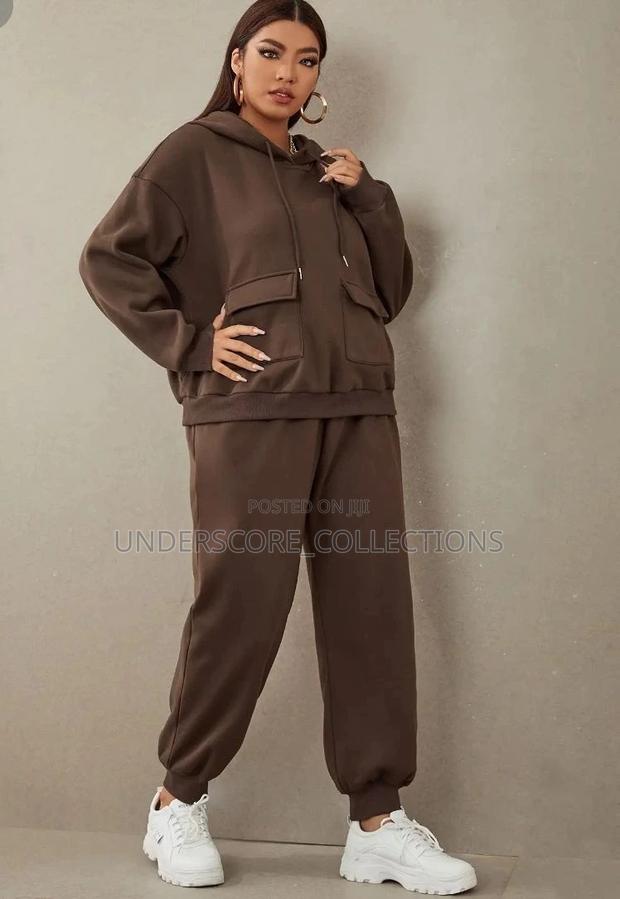 Heavy and Warm Ladies Tracksuit - thumbnail 11