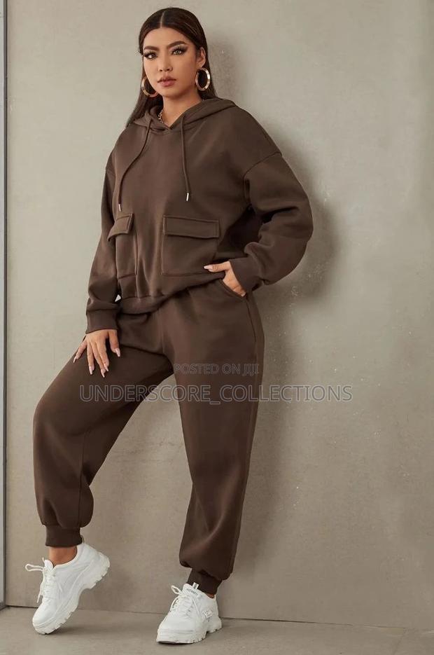 Heavy and Warm Ladies Tracksuit - thumbnail 17